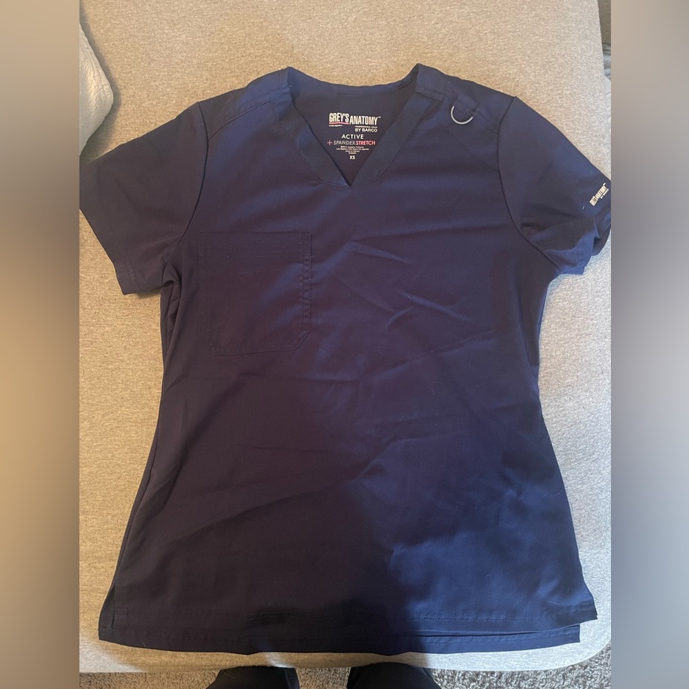Grays anatomy scrub top